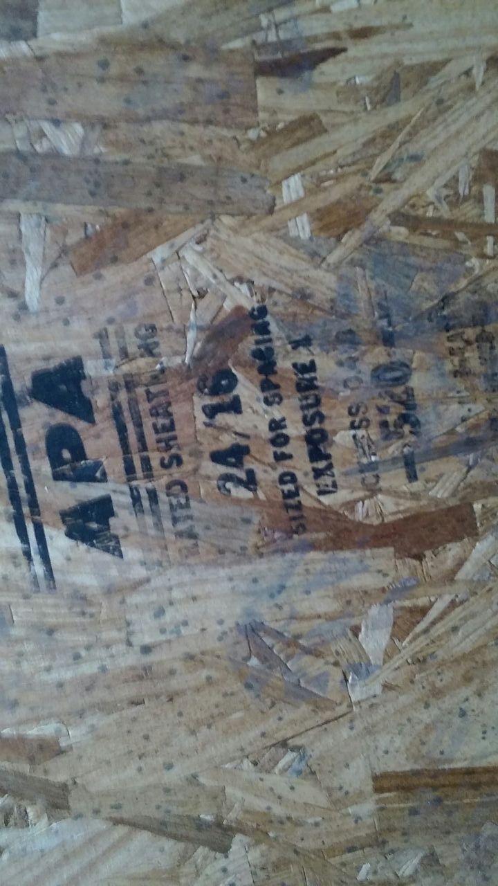 Osb Plywood for sale they are used but are not damaged