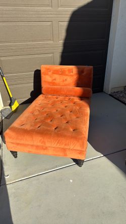 Lounge chair