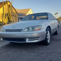 1992 Lexus ES 300