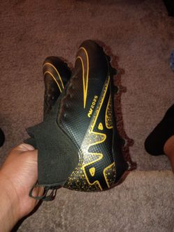 Cleats AIR 2025