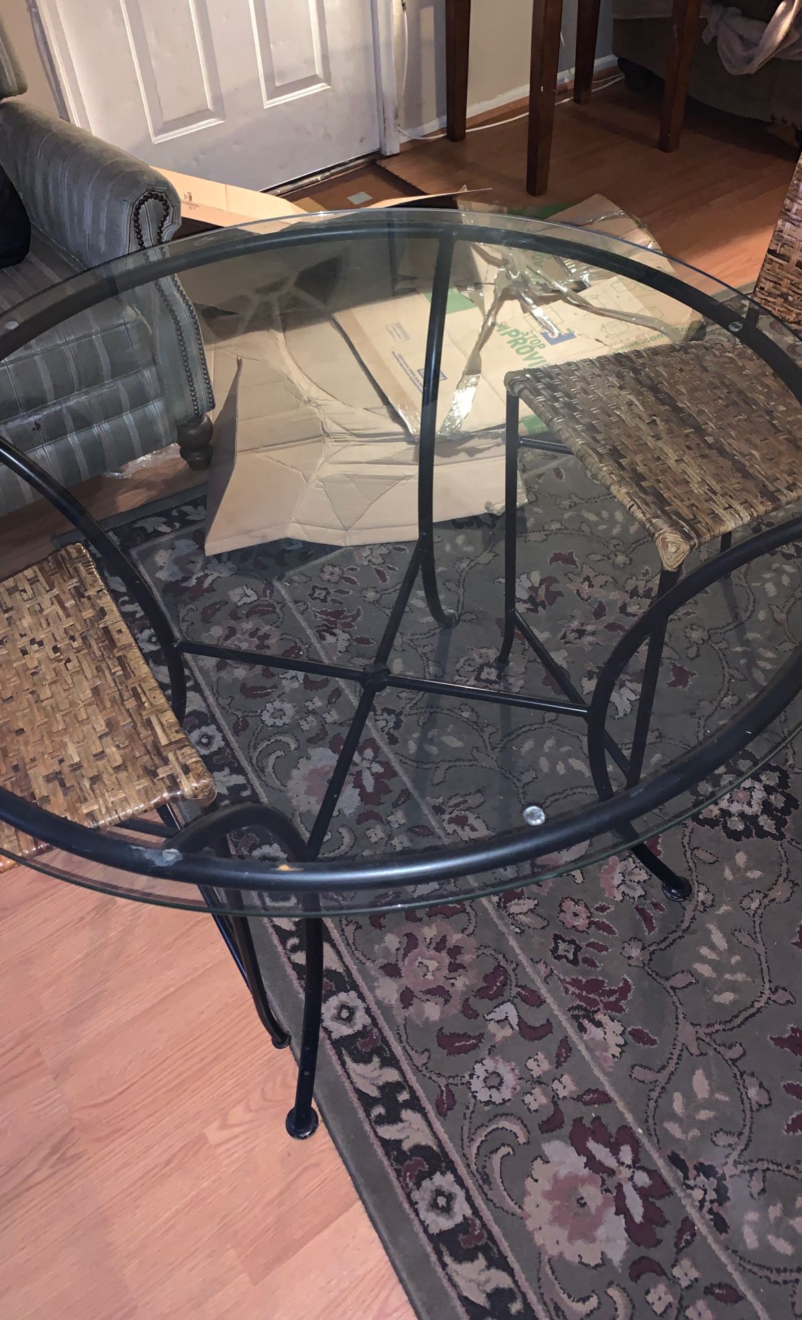 Glass round table