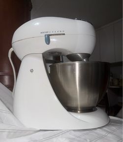 Hamilton Beach Stand Mixer