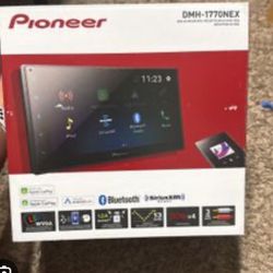 Pioneer 7 Inches Screen 