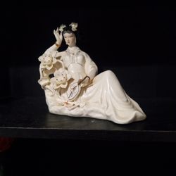 Vintage Asian Figurine 