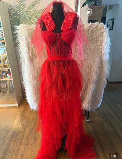 Women’s Lydia costume