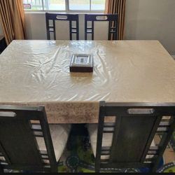 Dinning Table