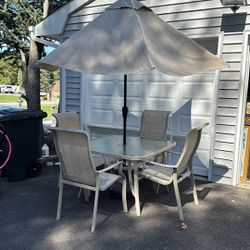 Patio Table And Chairs With Umbrella 