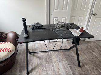 Video game table