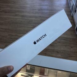 Apple Watch SE New 44mm Cellular