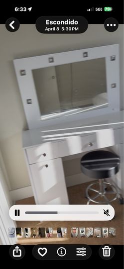 Bedframe, vanity and stool  TV in wall mount