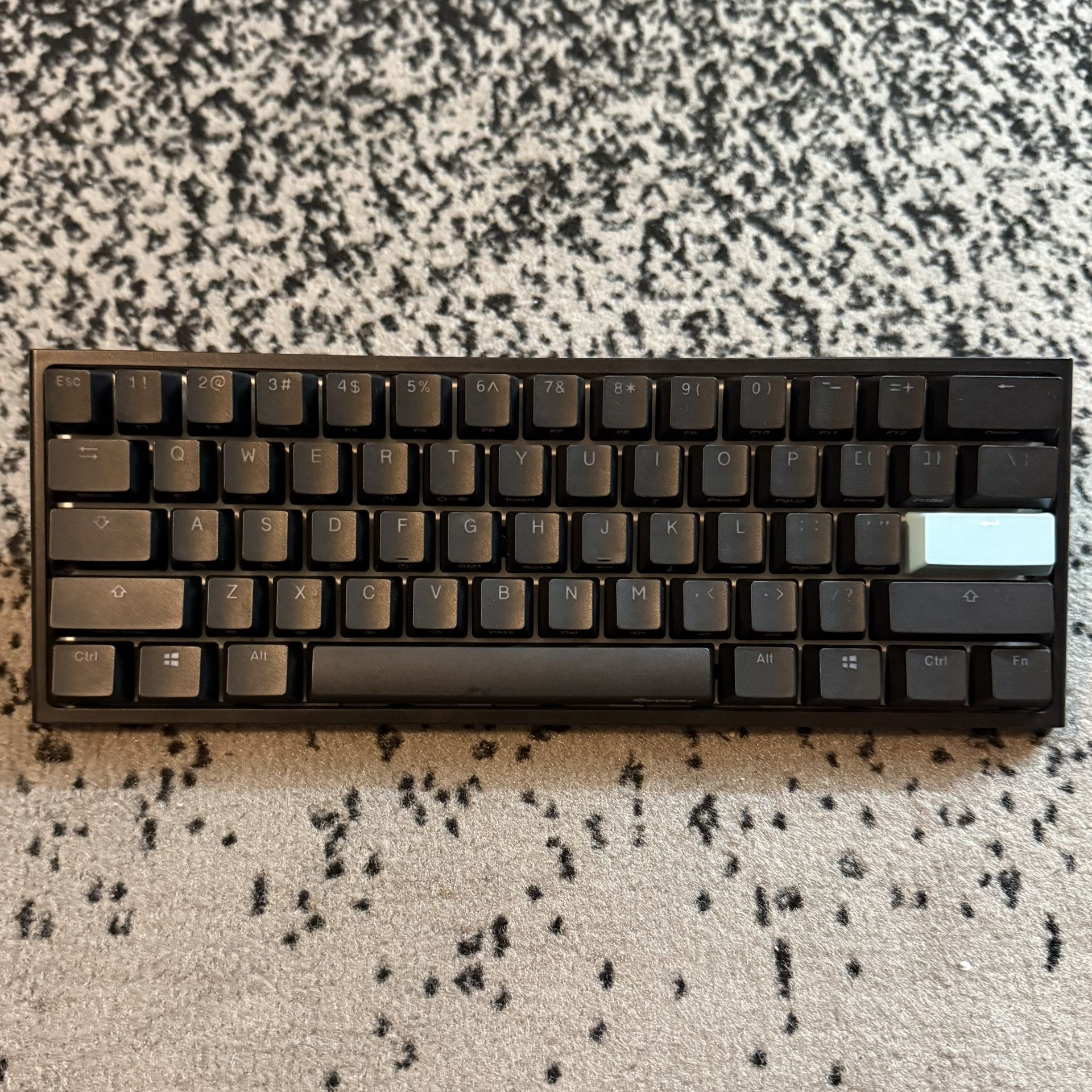 Ducky One 2 Mini RGB (Cherry MX) – Like New, Complete in Box