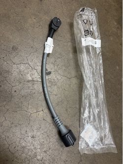 OEM BMW Flex Charger 2.0 NEMA 5-15 Adapter (120V)