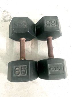 65 and 70 lb dumbbells weights set