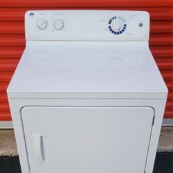 GAS 110V  DRYER HEAVY DUTY LIKE NEW 