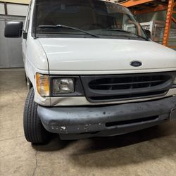 2001 Ford E-250