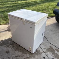 GE Chest Freezer