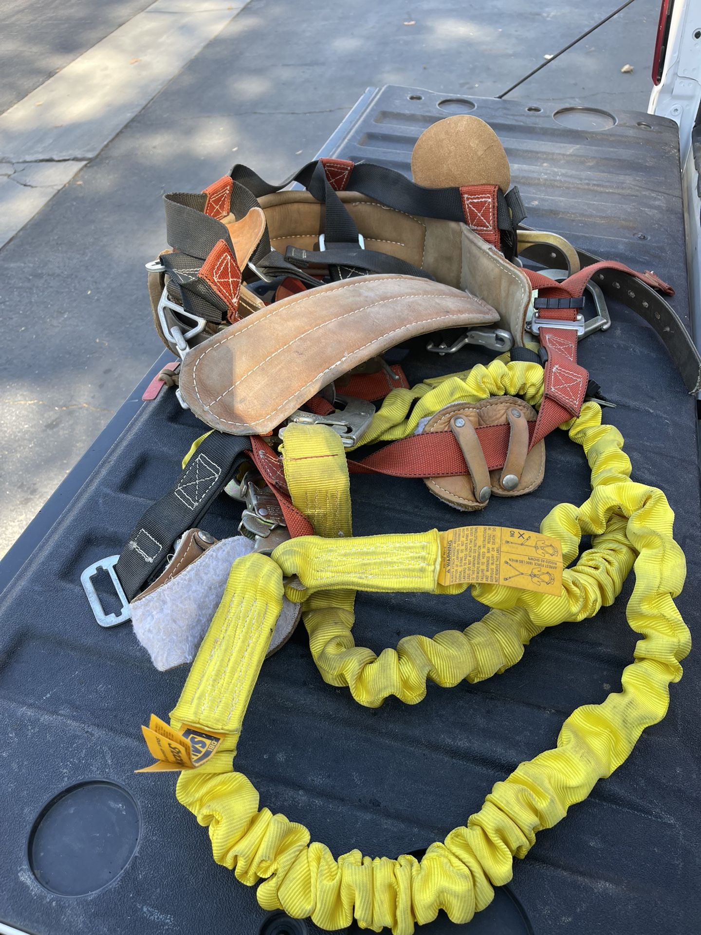 Klein Tools Safety Harness