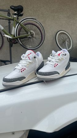 Air Jordan 3 Fire Red - Size 9.5