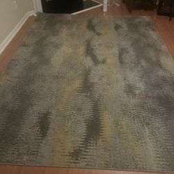 GRAY AND YELLOW RUG