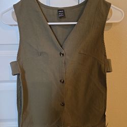 Shein Olive Green 2 Peice Shorts And Top Set Size SMALL