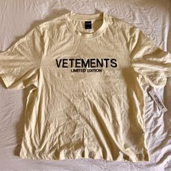 Vetements Tee