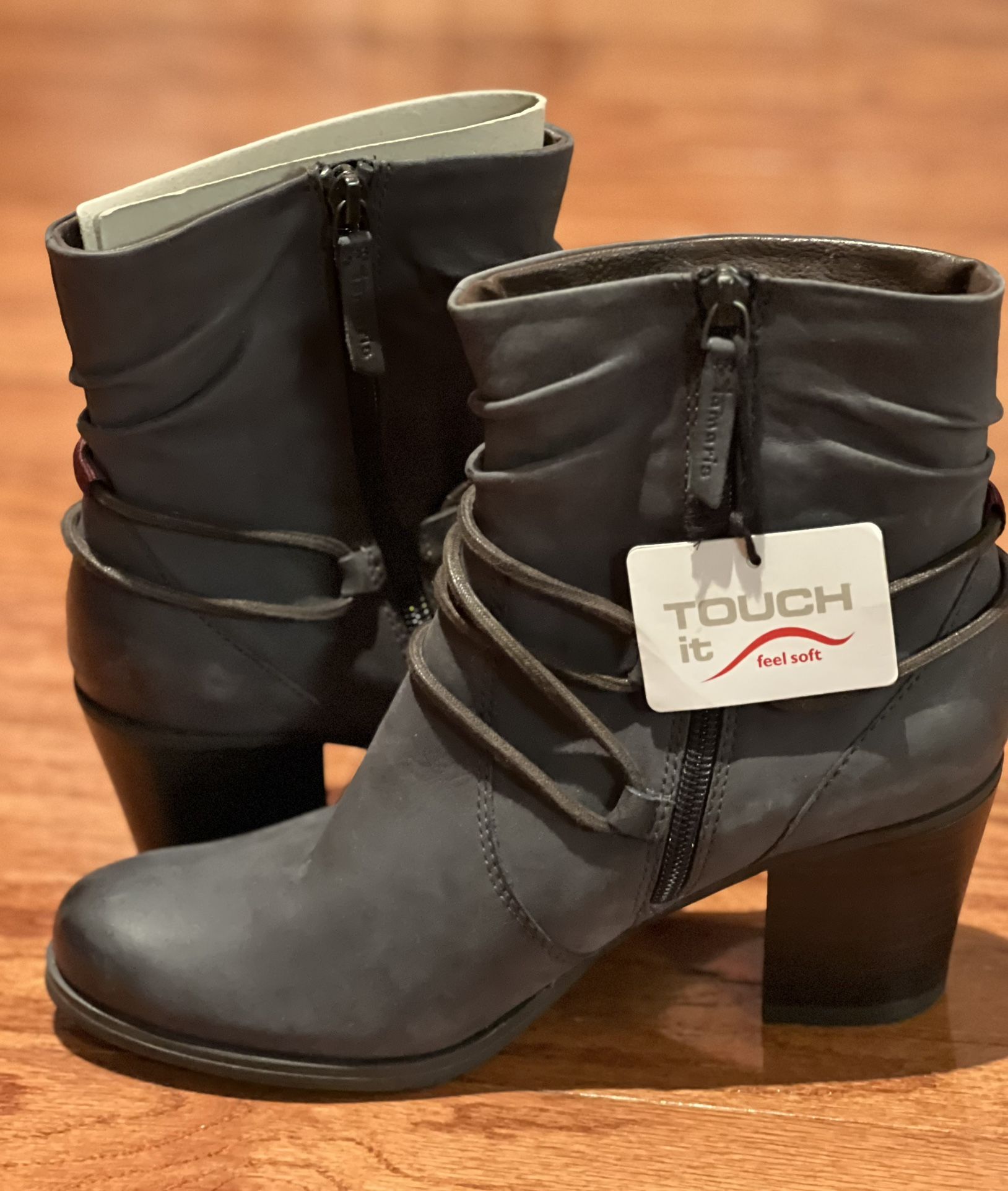 Genuine Leather Tamaris Bootie
