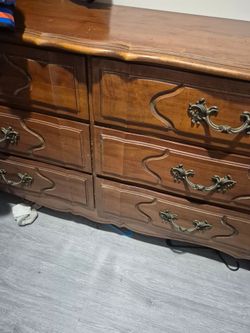 Used dresser good condition