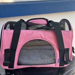 Medium Sizes Animal Carrier 