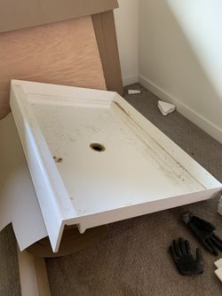 48x33.5 Inch Brand New Shower Pan
