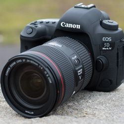Canon EOS 5D Mark IV 30.4MP Digital SLR DSLR Camera Review