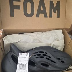 Foam Runners/ Jordan Balvin