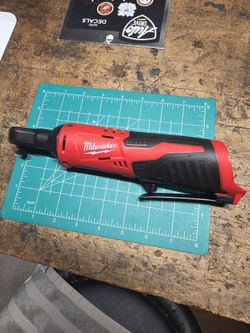 Milwaukee M12 Cordless Ratchet Tool Only