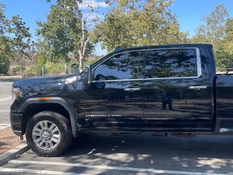2020 GMC Denali 3500