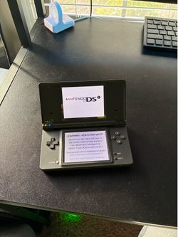 Black Nintendo DSI