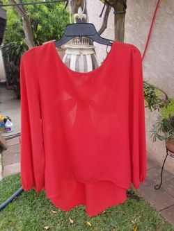 Women's Size Medium Blouse