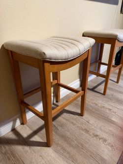 2 West Elm Barstools perfect condition