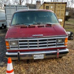 1987 RAM 250 FULL SIZE DODGE CONVERSION VAN.