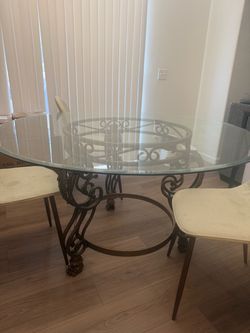 Glass table & 4 chairs
