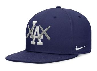 KAWS x Nike True Flat Brim Fitted — LA Dodgers (Game Royal) – Size 7 1/2