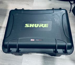 Gator Titan Case (Wireless Microphone NOT included)