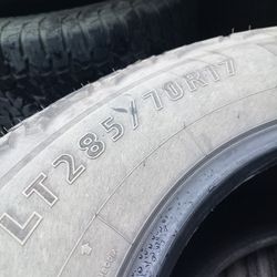 Tengo.3.   $75..Cada Una 