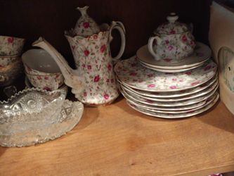 Leffon China Set (Crystal Pieces)