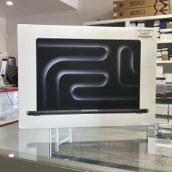 16’’ MacBook Pro M4 Max 64GB/1TB Nano-texture Glass