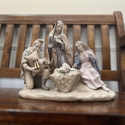 Pocelain Nativity Scene Status