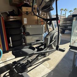 Pro-Form 945 CE  Elliptical 