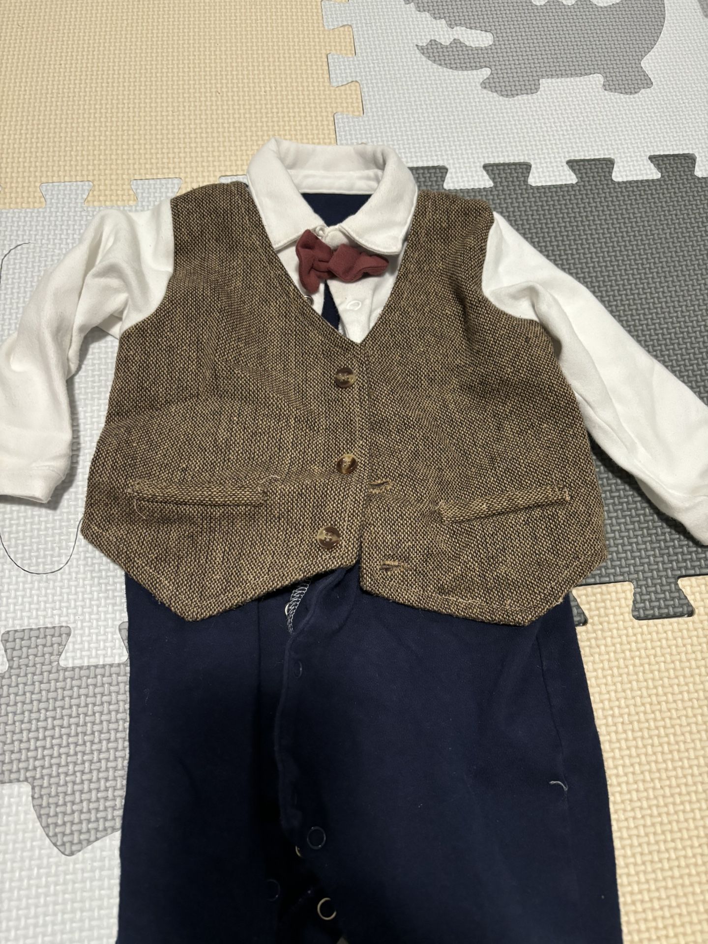 3 Pc Suite Carters - Baby Boy - 3-6 Months