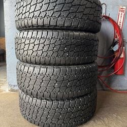 285/70/17. NITTO