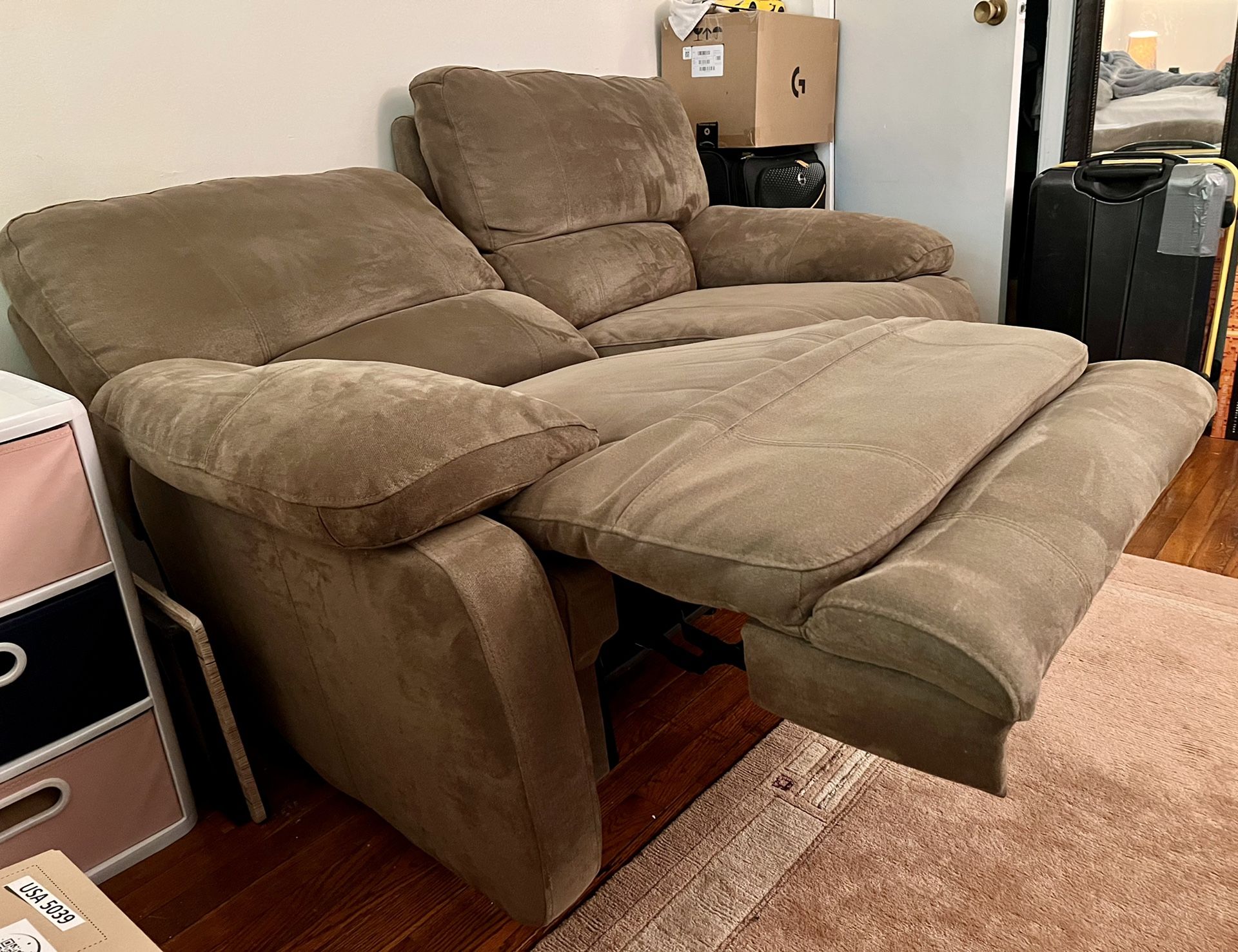 Sofa  Electric recliner mechanism