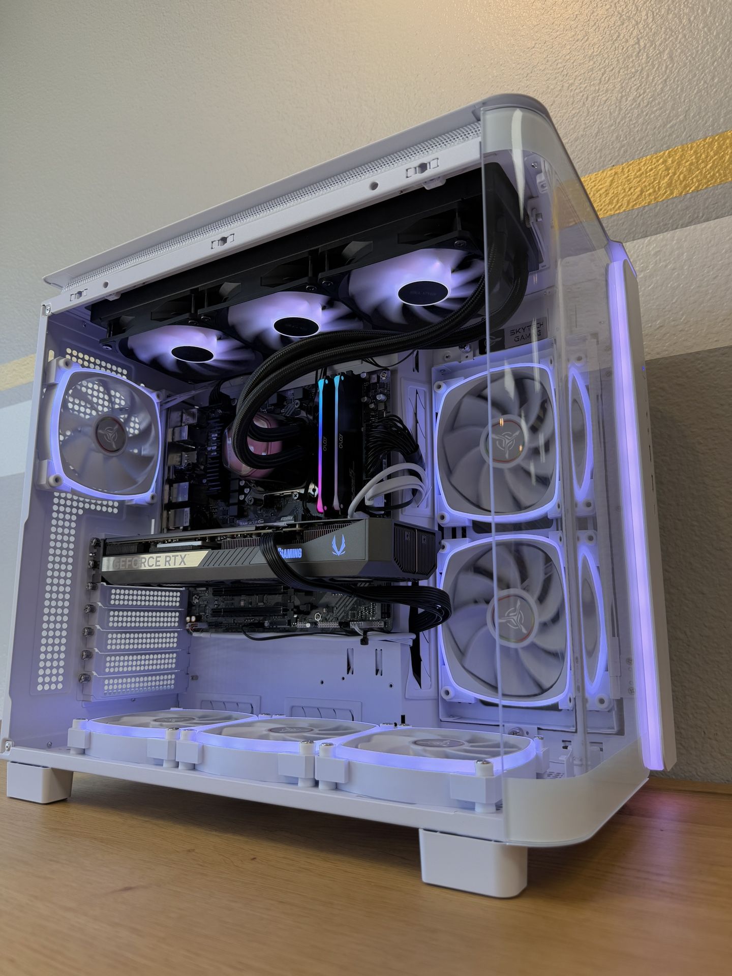Gaming PC Custom Built by AREA-51 ✅🕹Full RGB Set,Ryzen 7/32GB RAM/1TB🖥1 Yr Wrnty‼️ RTX 5070 Ti GPU💥 $0 Down Finance Available