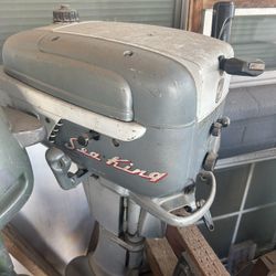 Vintage Old Outboard Motors 